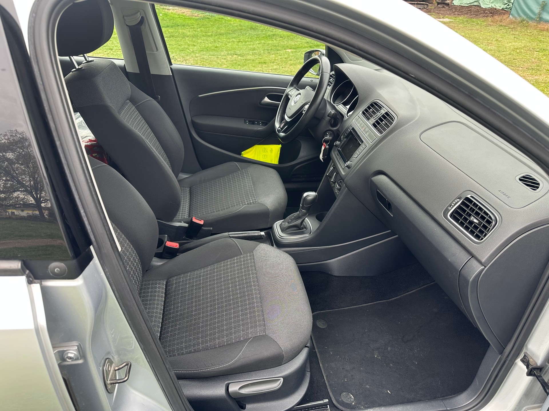 VW Polo 1.2 TSI BMT Comfortline DSG-image-7