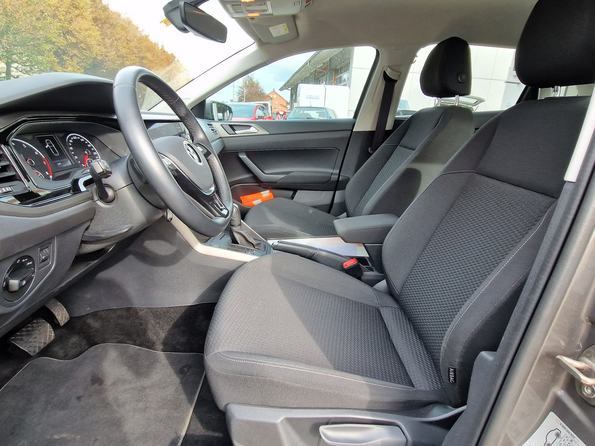 VW Polo 1.0 TSI BMT Comfortline DSG-image-4