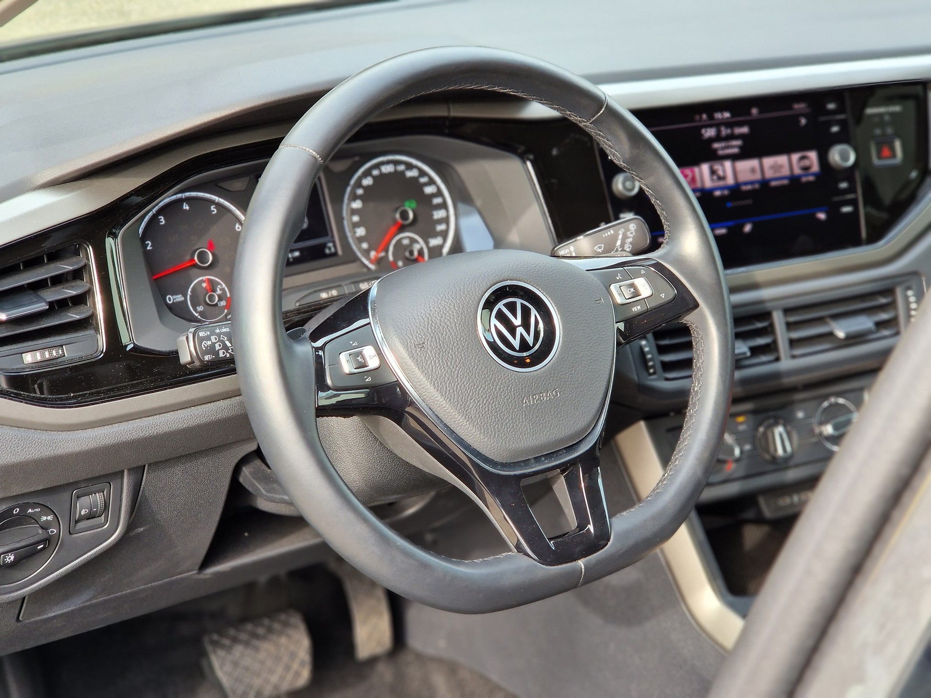 VW Polo 1.0 TSI BMT Comfortline DSG-image-5