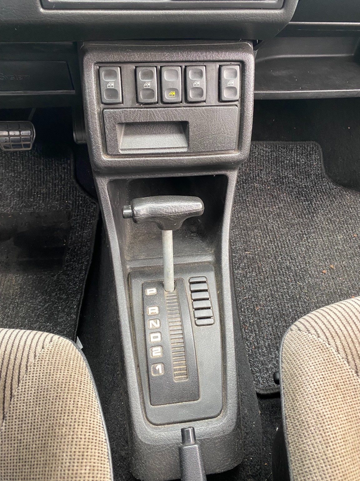 VW Golf 1800 "Carat" Automat Veteran geprüft-image-14