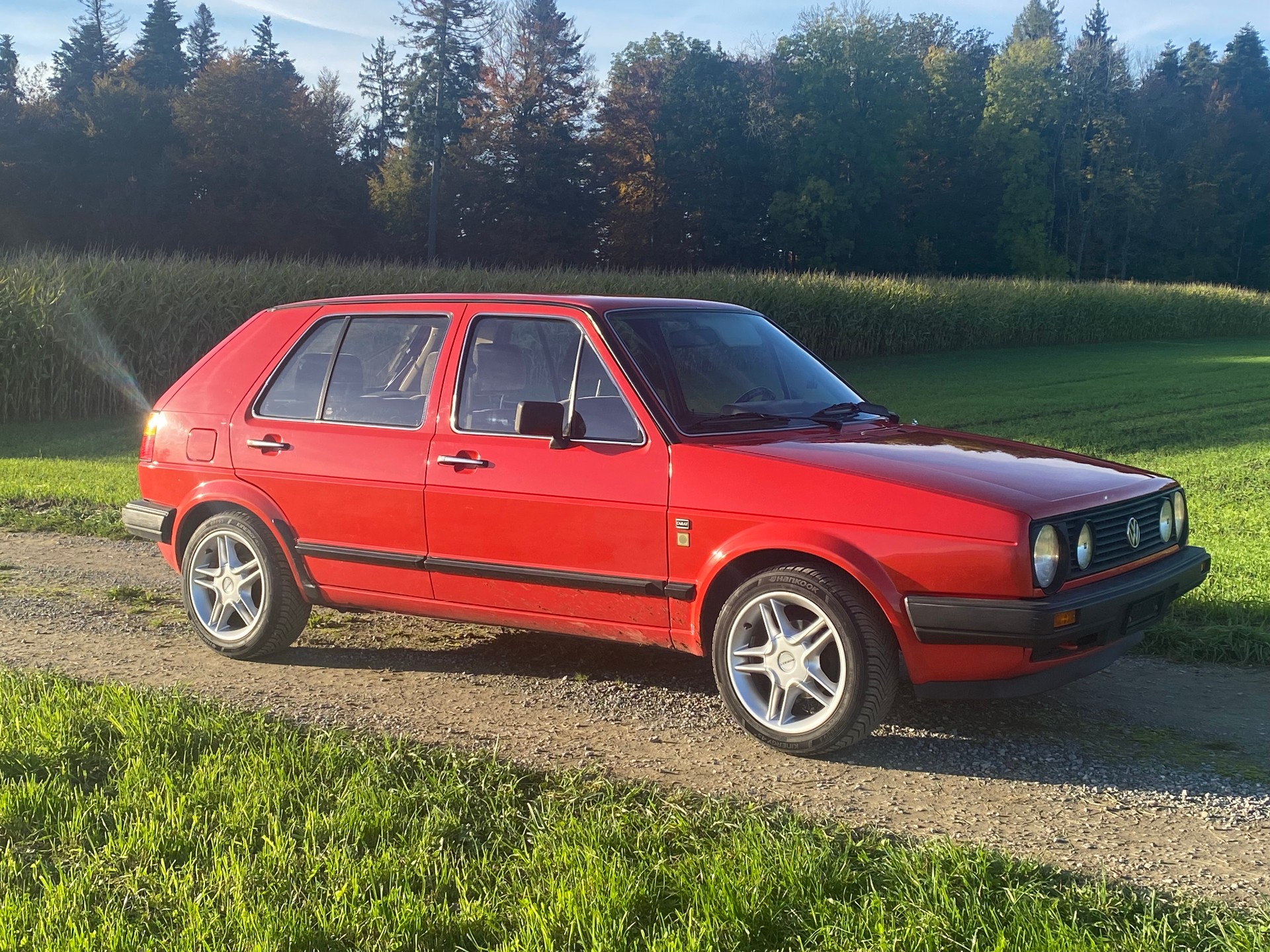 VW Golf 1800 "Carat" Aut. neu als Veteran geprüft-image-2
