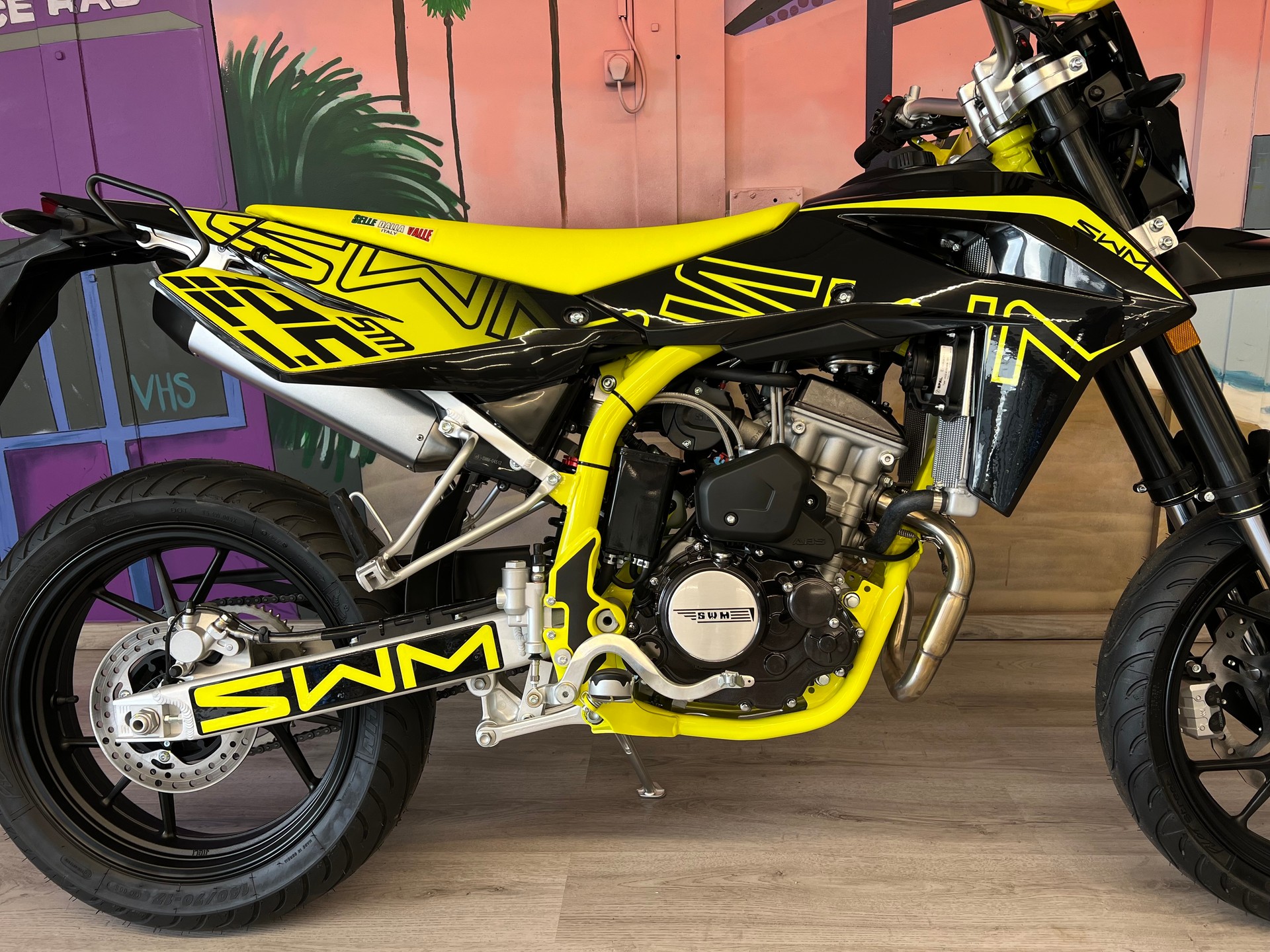 SWM SM 125 R-showroom-element-3