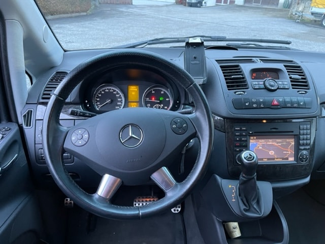 MERCEDES-BENZ Viano 3.0 CDI Blue Efficiency Trend L A-image-8