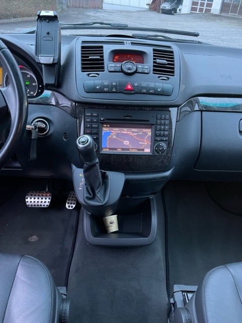 MERCEDES-BENZ Viano 3.0 CDI Blue Efficiency Trend L A-image-9