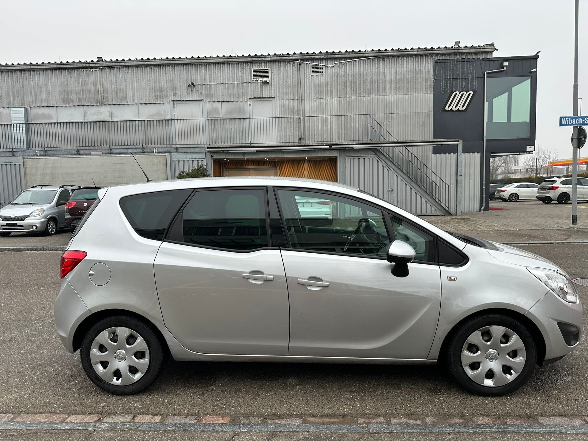 OPEL Meriva 1.7 CDTi Enjoy Automatic-image-3