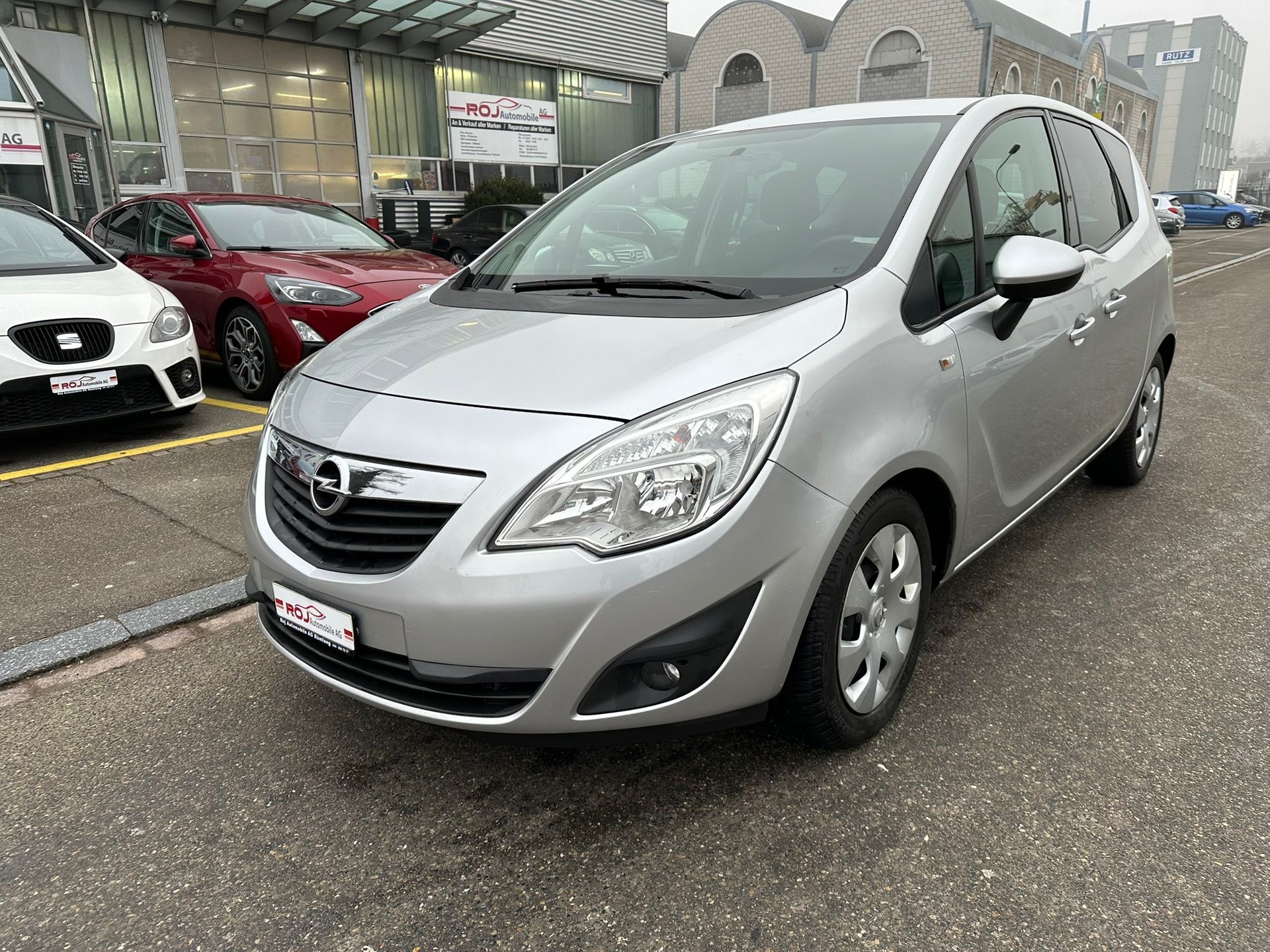 OPEL Meriva 1.7 CDTi Enjoy Automatic-image-1