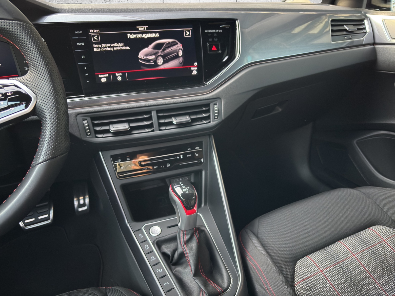 VW Polo 2.0 TSI GTI Edition 25 DSG-image-12