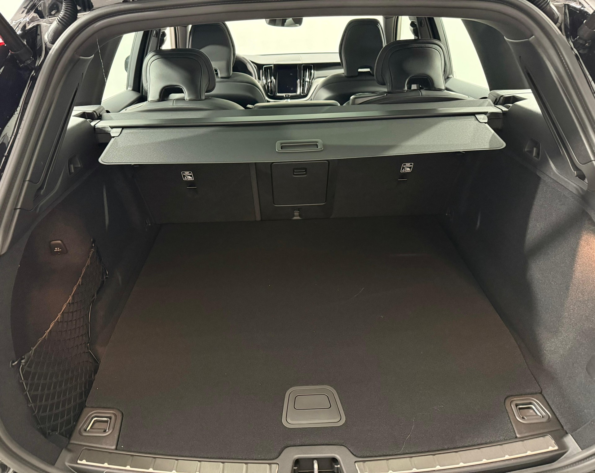 VOLVO XC60 2.0 T8 TE Ultra Dark eAWD-image-5