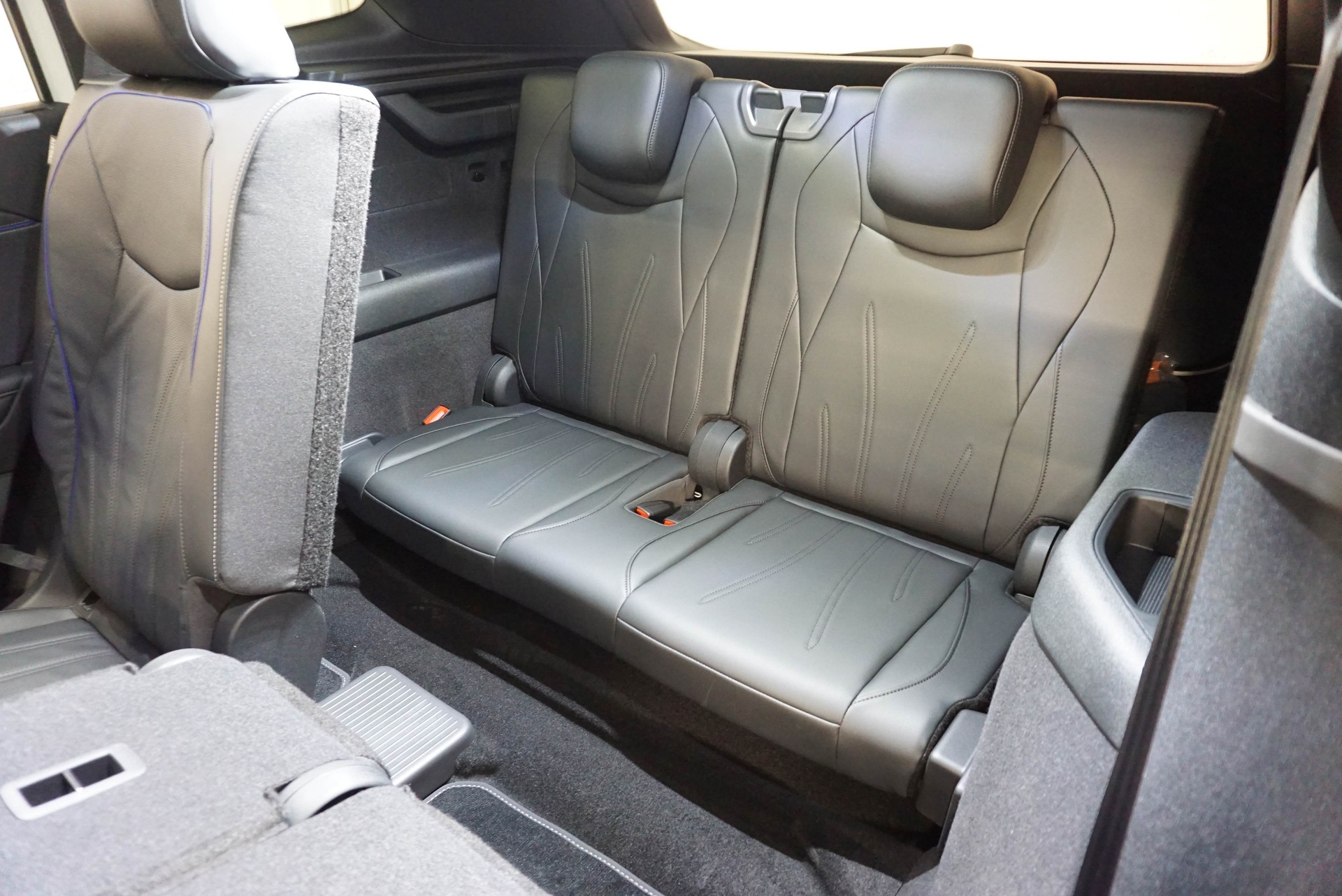 VW Tayron 2.0 TDI SCR R-Line 4Motion DSG-image-10