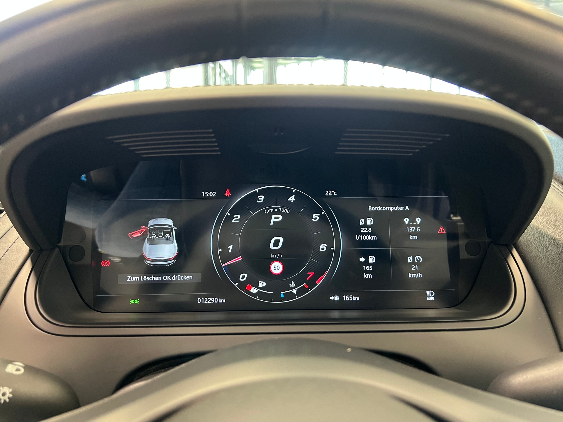 JAGUAR F-Type Convertible 5.0 V8 R75 AWD Automatik-image-24