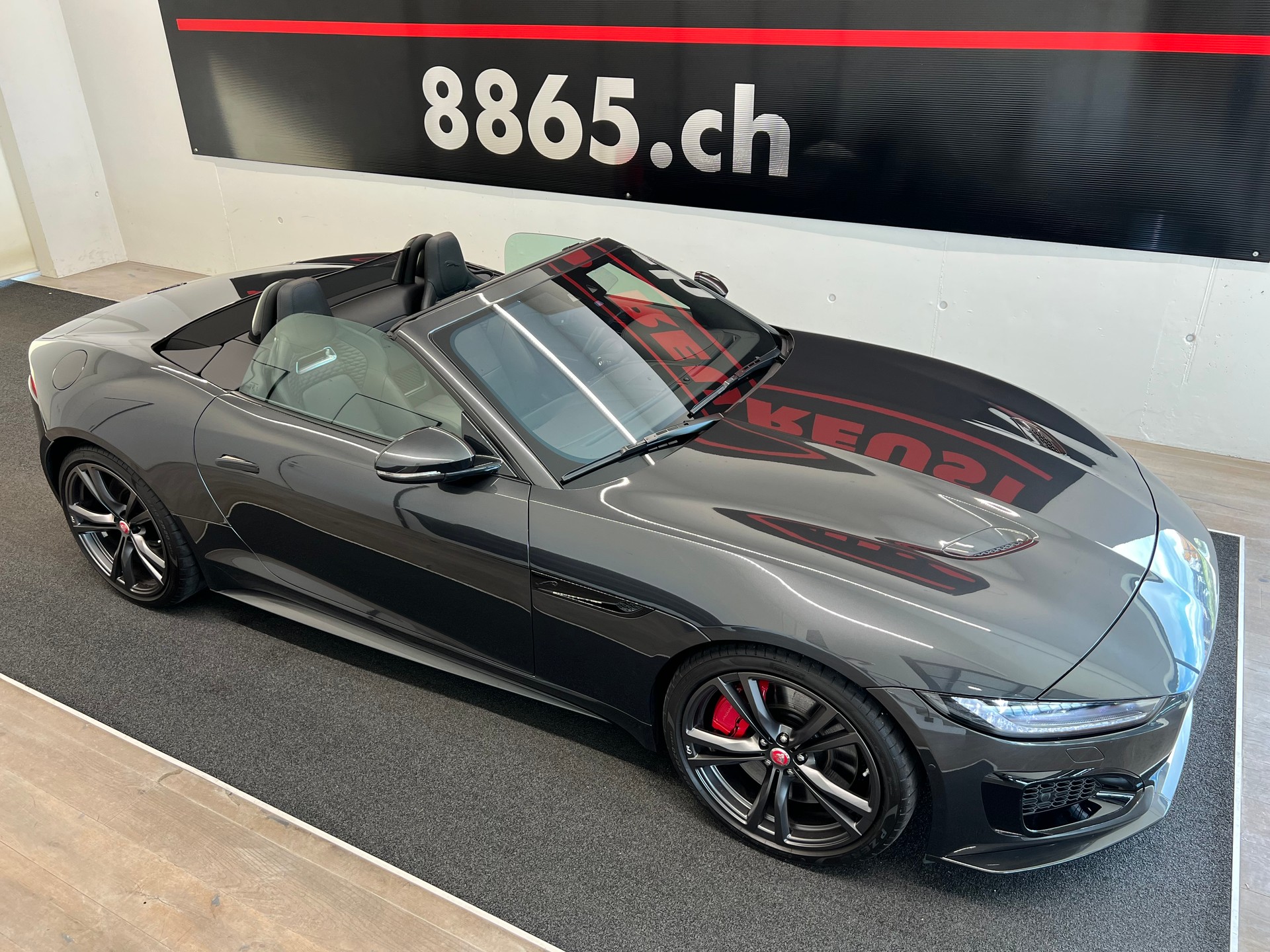 JAGUAR F-Type Convertible 5.0 V8 R75 AWD Automatik-image-2