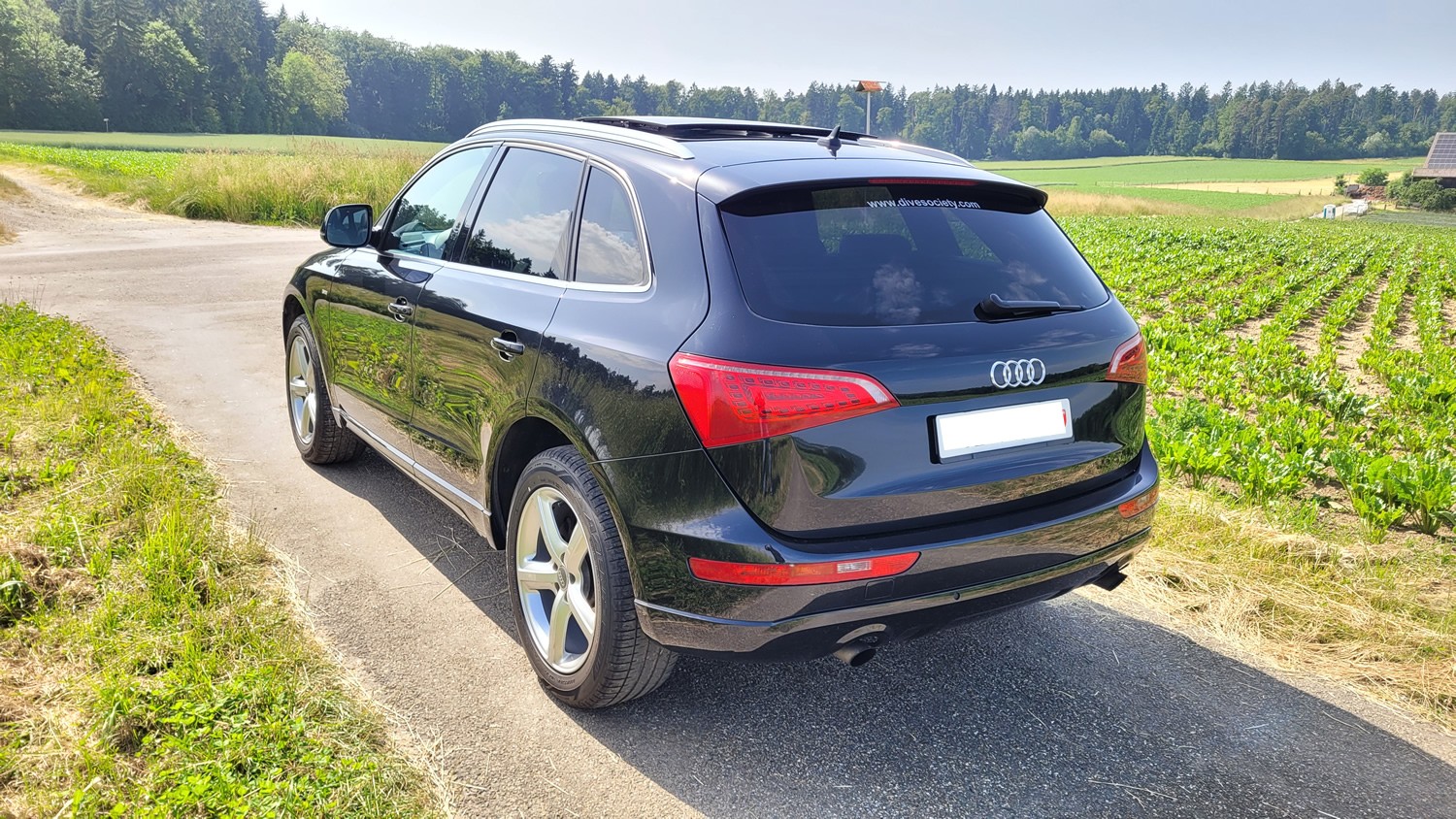 AUDI Q5 2.0 TFSI quattro S-tronic-image-2