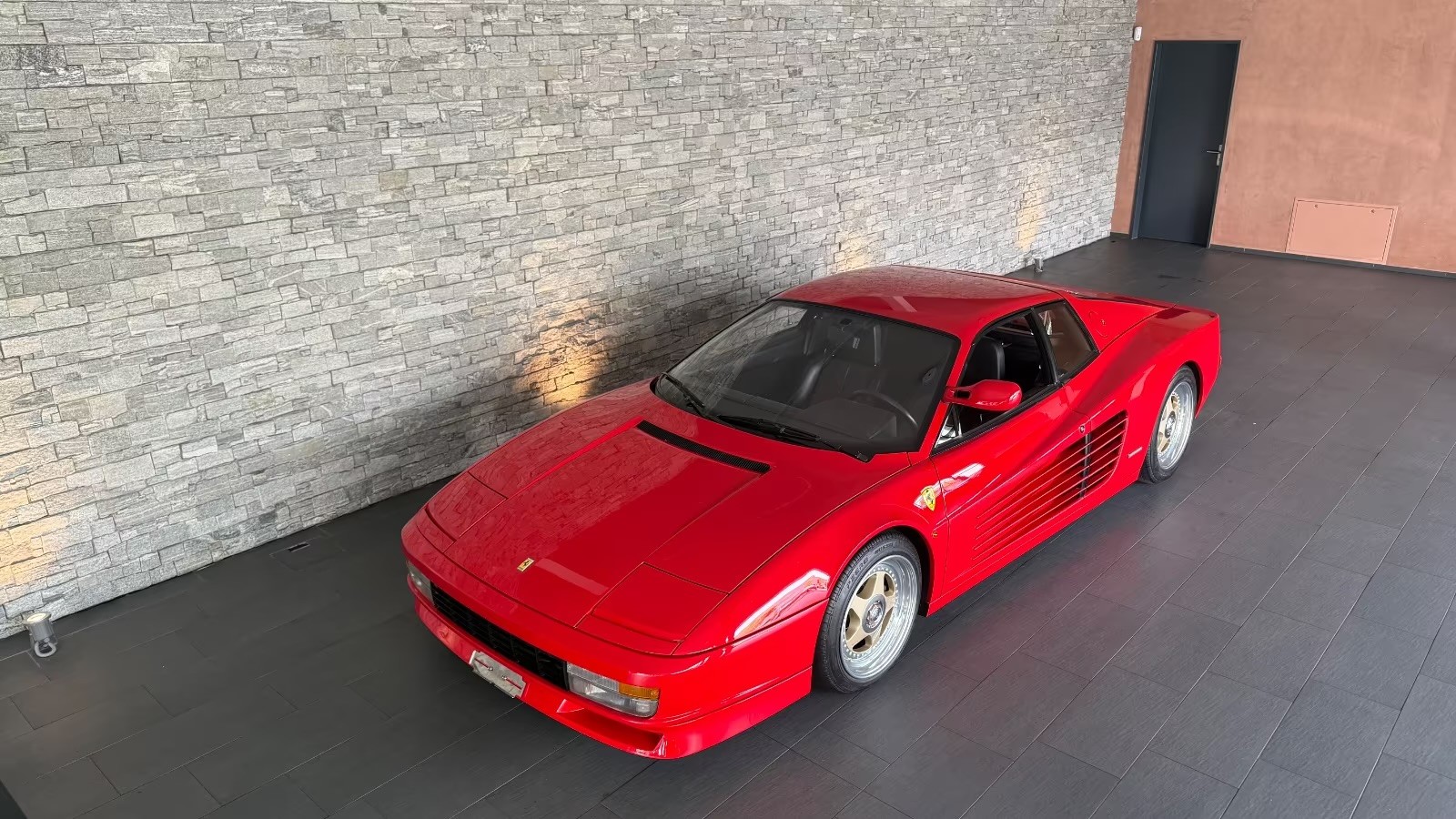 FERRARI Testarossa Monospecchio-showroom-element-3