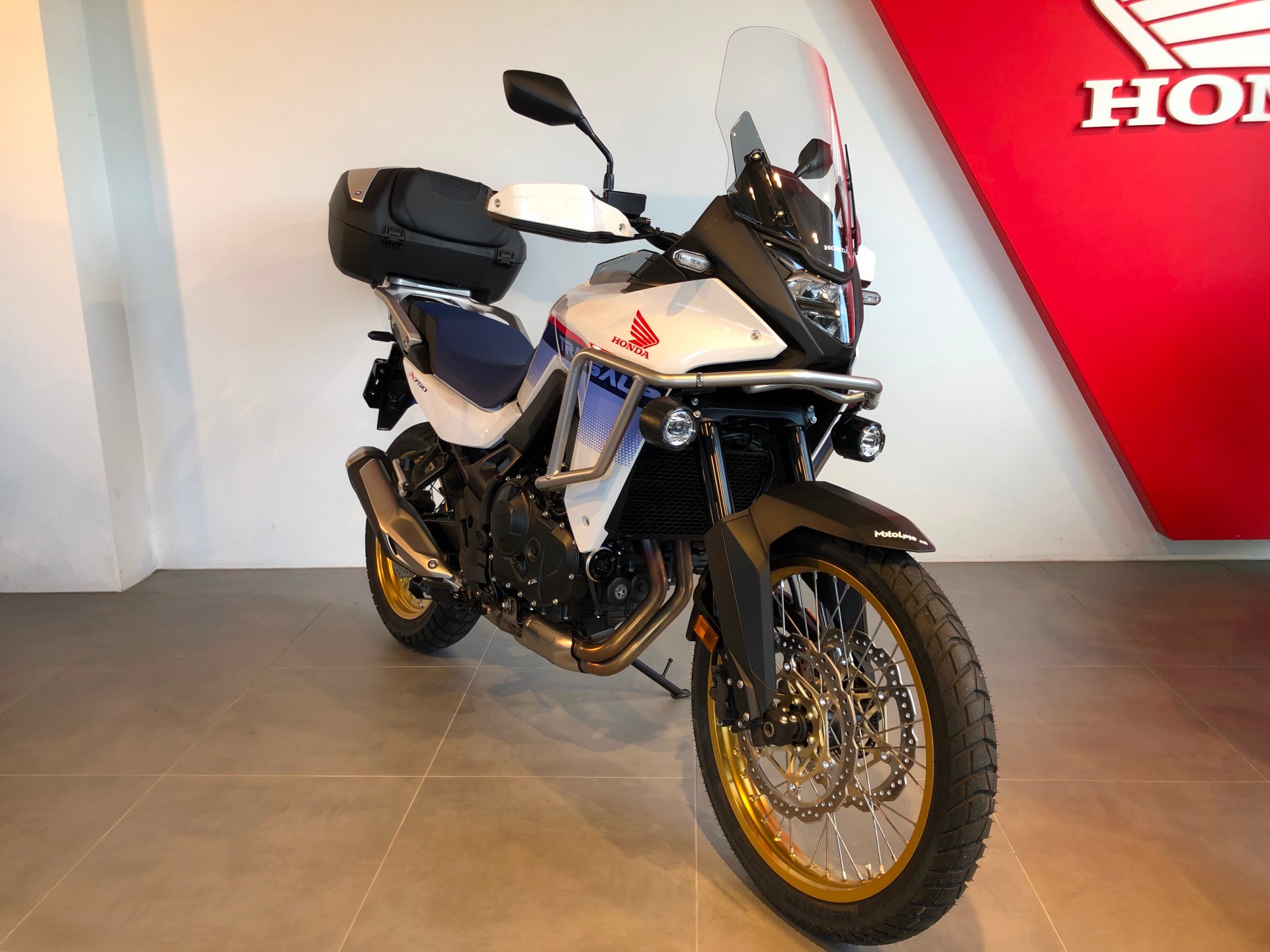 HONDA XL 750 Transalp-showroom-element-1