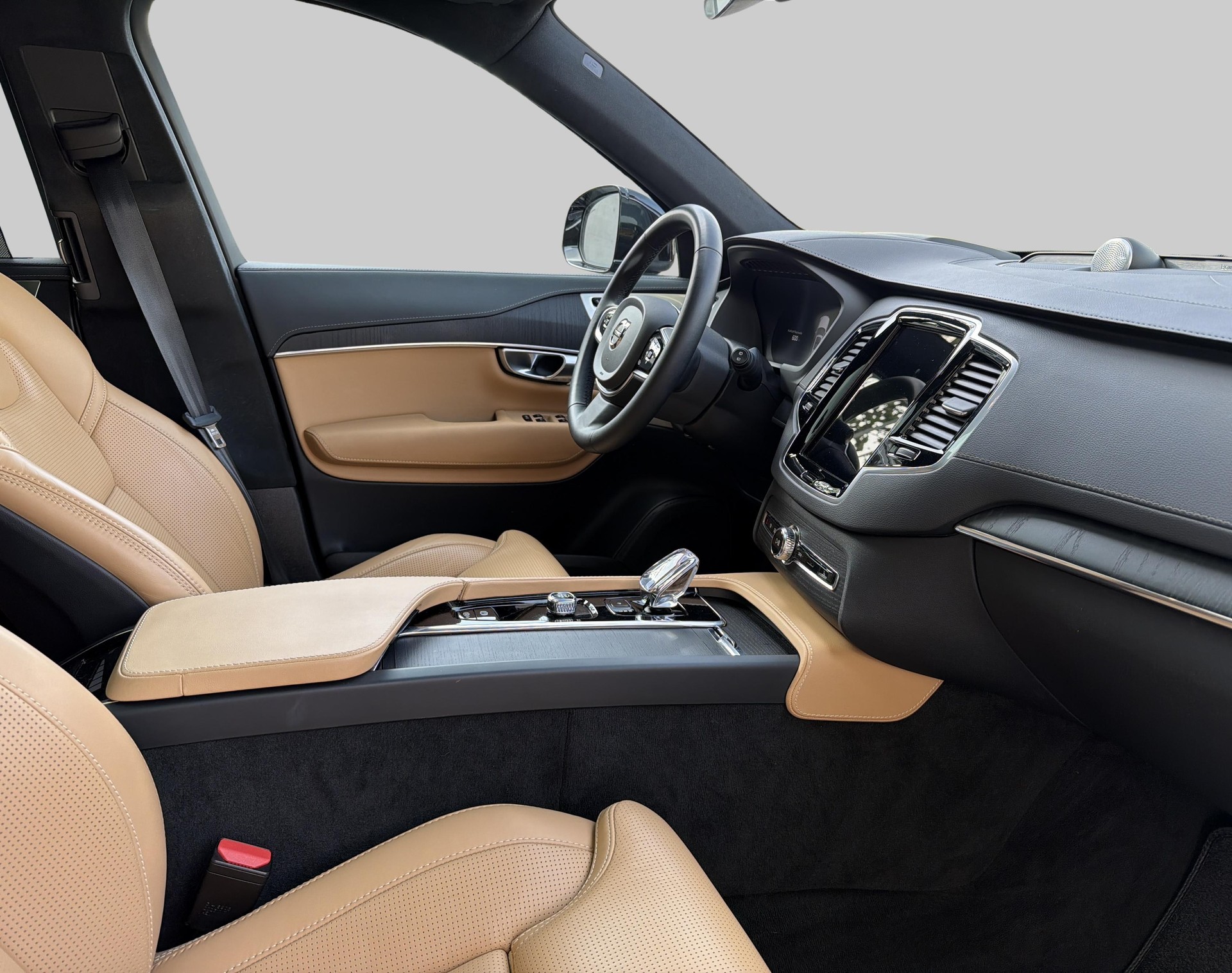 VOLVO XC90 2.0 B6 MH Ultimate Bright-image-4