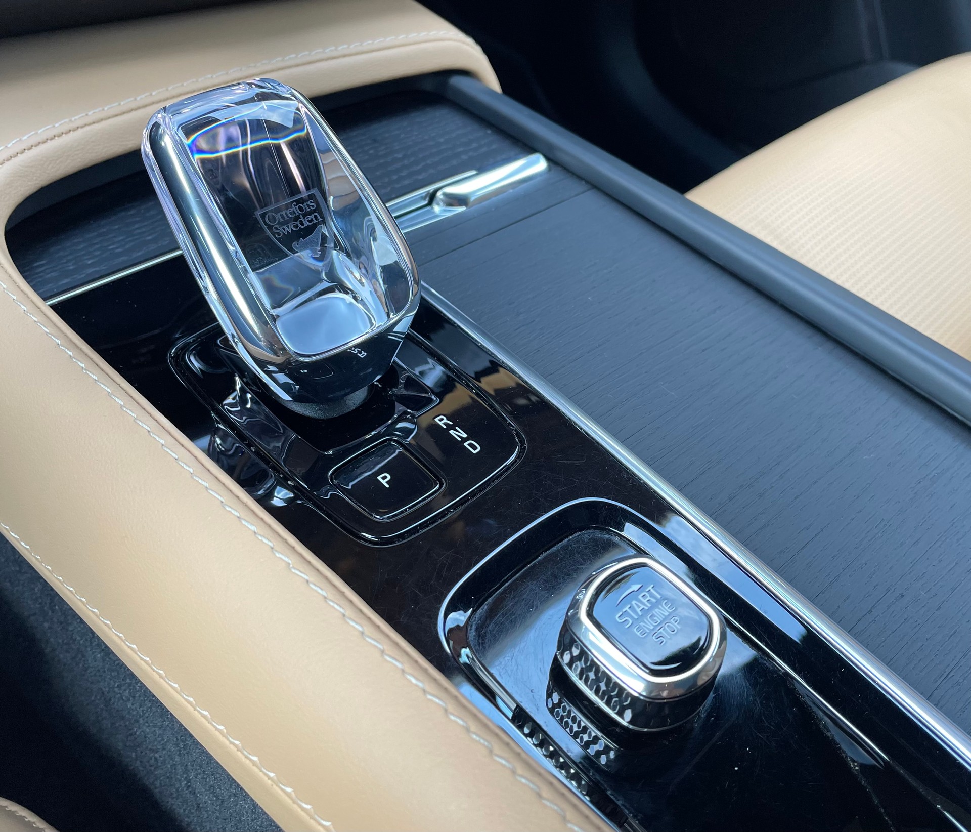 VOLVO XC90 2.0 B6 MH Ultimate Bright-image-14