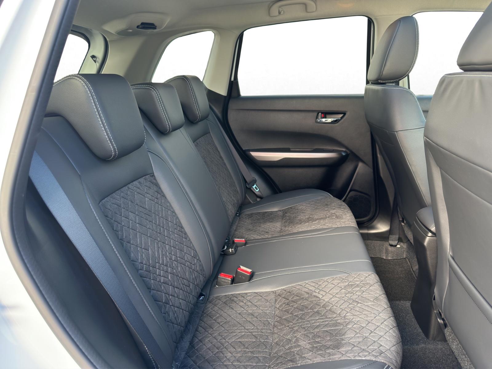 SUZUKI Vitara 1.4 T Compact Top Hybrid 4x4-image-14