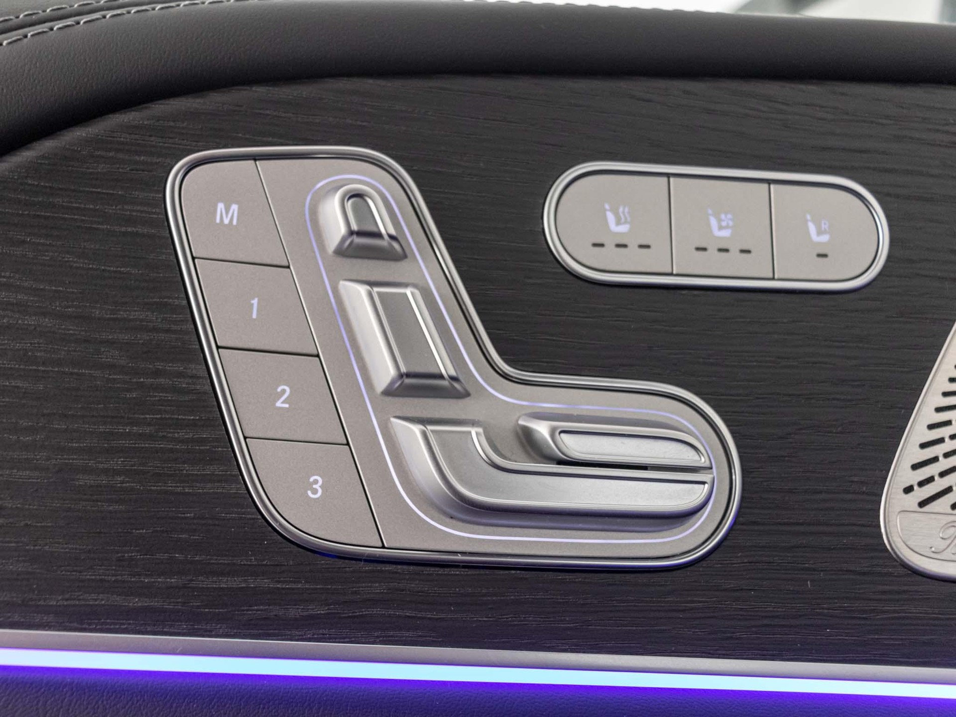 MERCEDES-BENZ GLS 63 AMG 4MATIC+-image-11