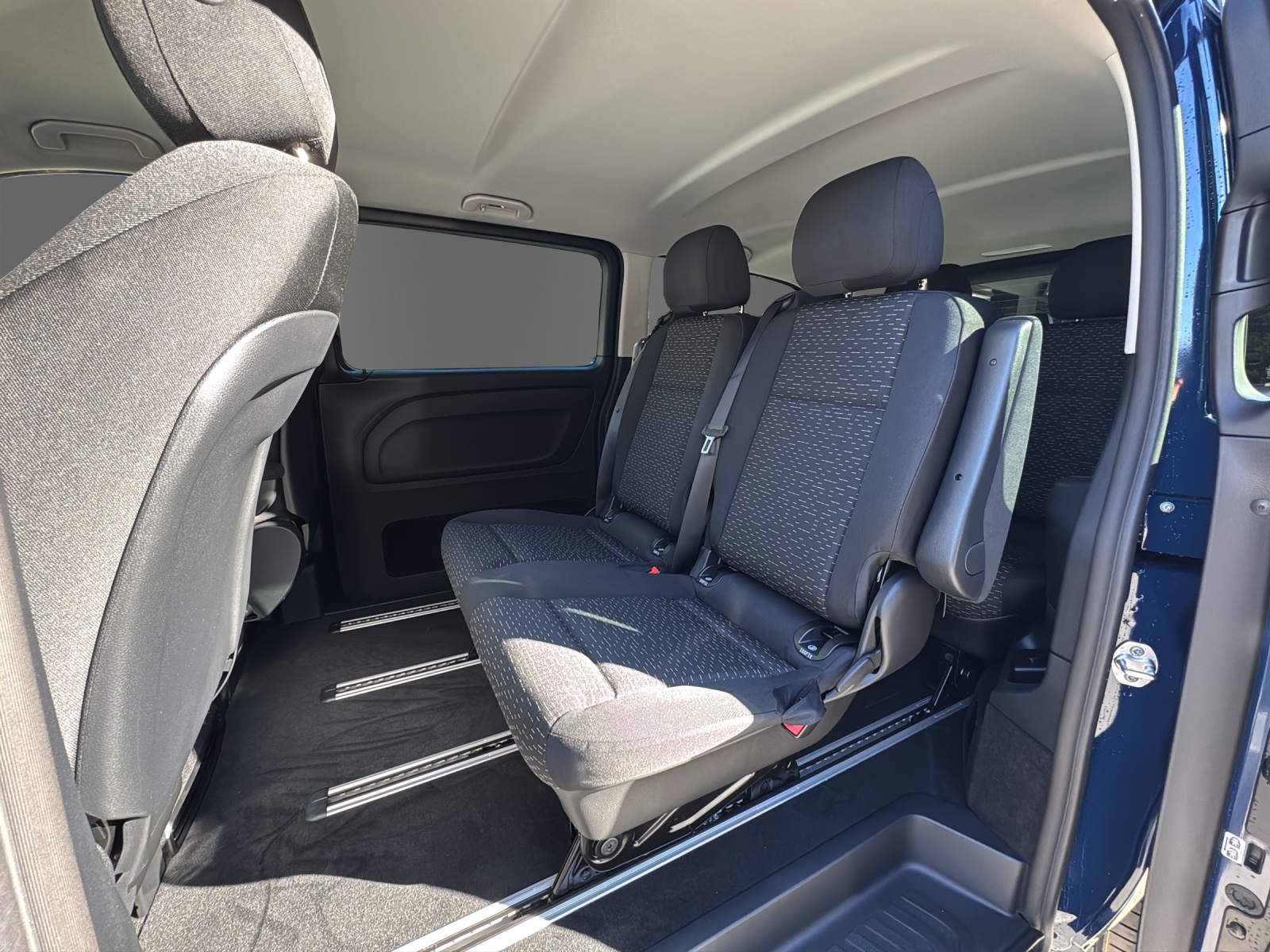 MERCEDES-BENZ Vito 116 CDI Lang Tourer 9G-Tronic 4M Select-image-12