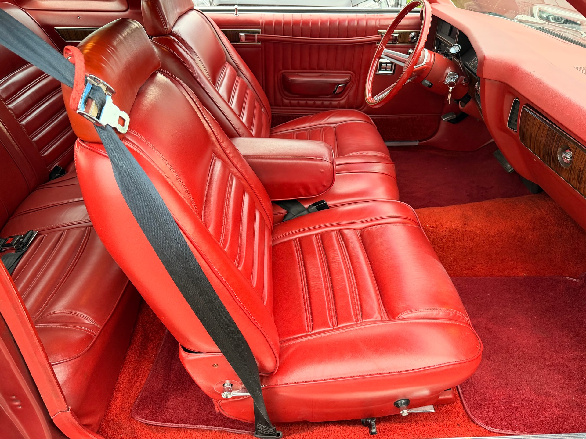 PLYMOUTH Volare-image-8