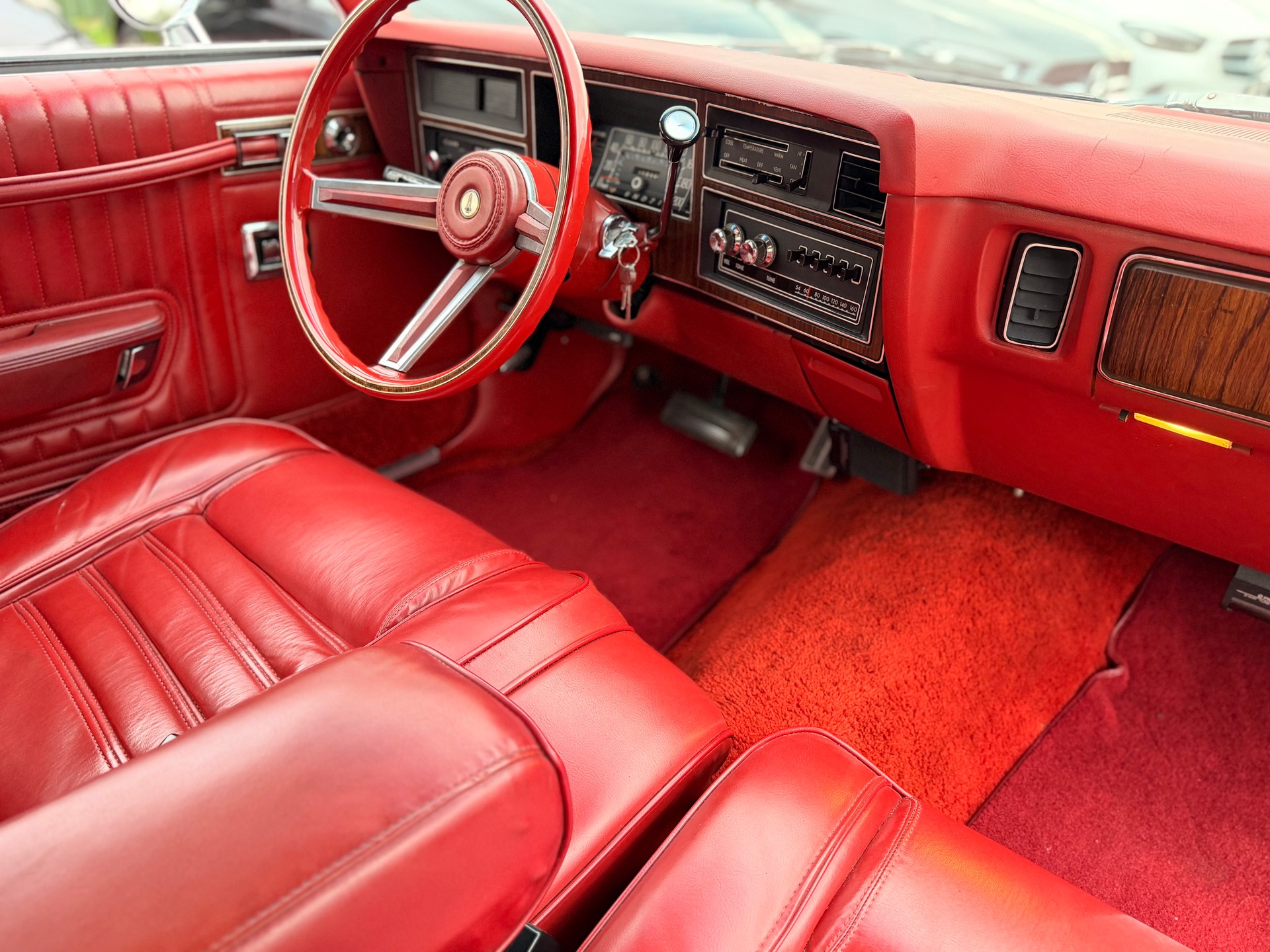 PLYMOUTH Volare-image-7