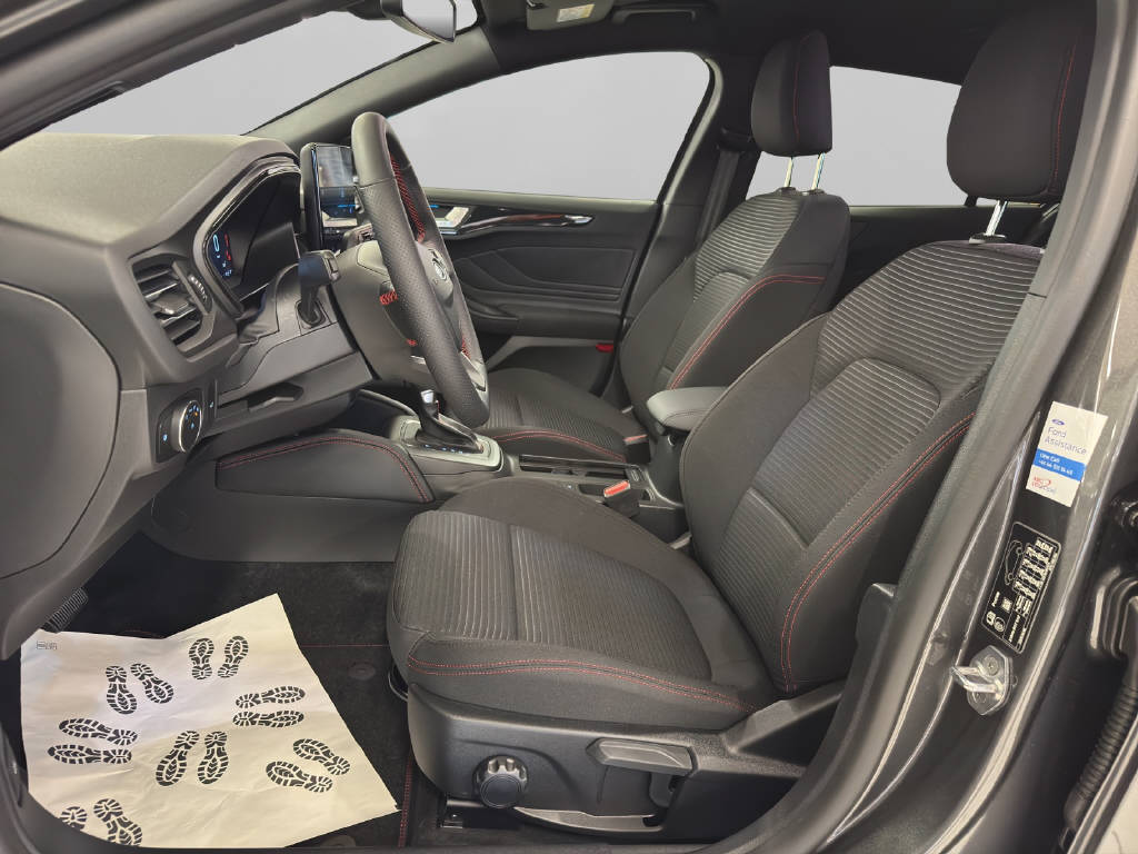 FORD Focus Kombi 1.0i EcoB Hybrid 155 ST-Line X-image-4