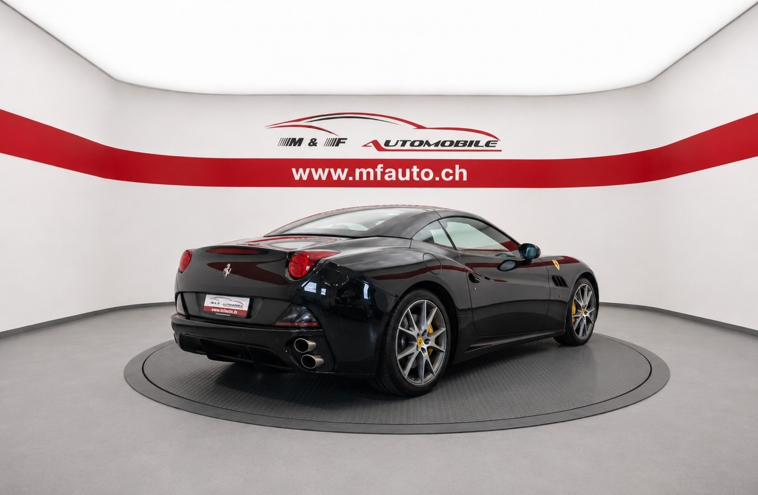 FERRARI California 4.3-image-8