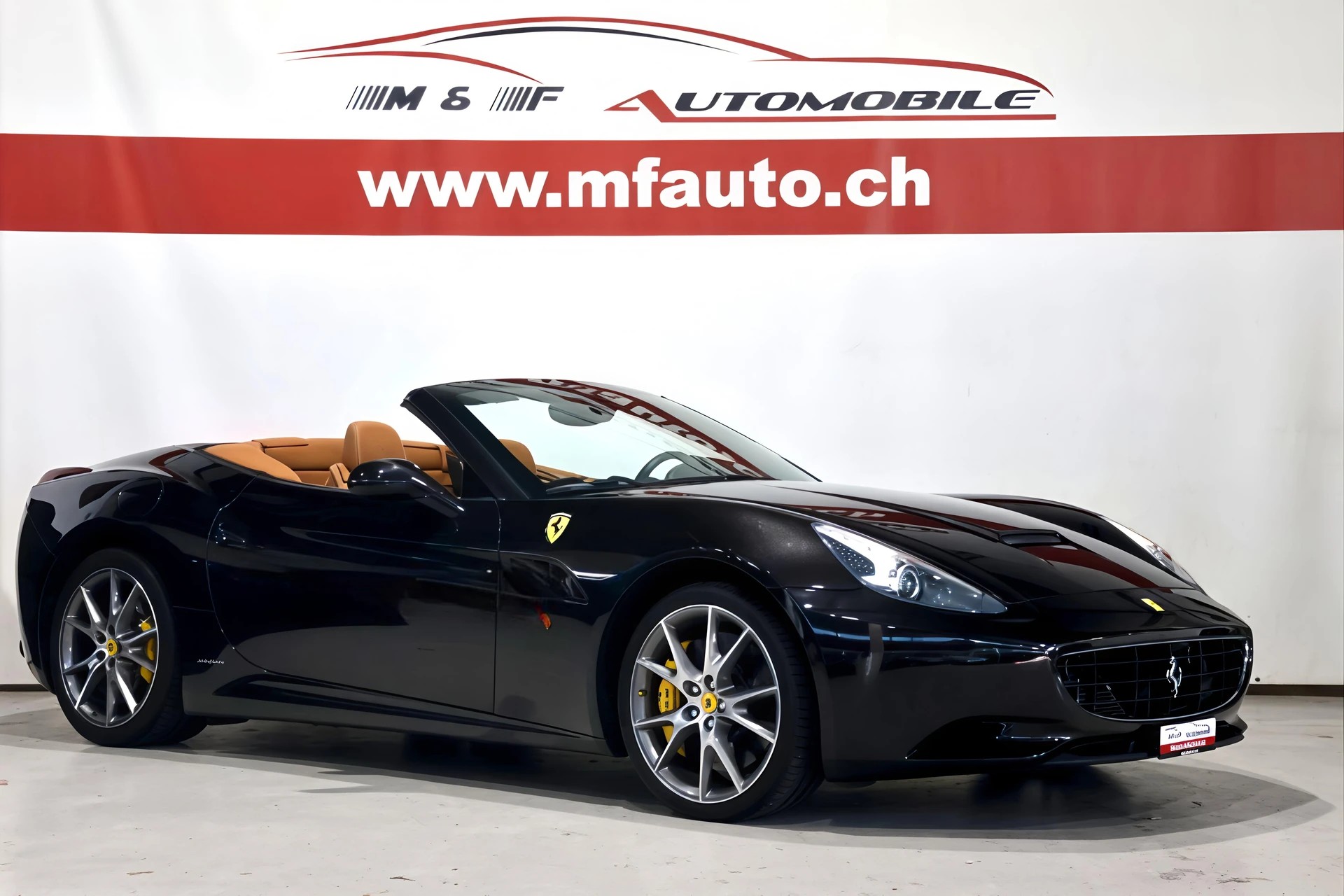 FERRARI California 4.3-image-2