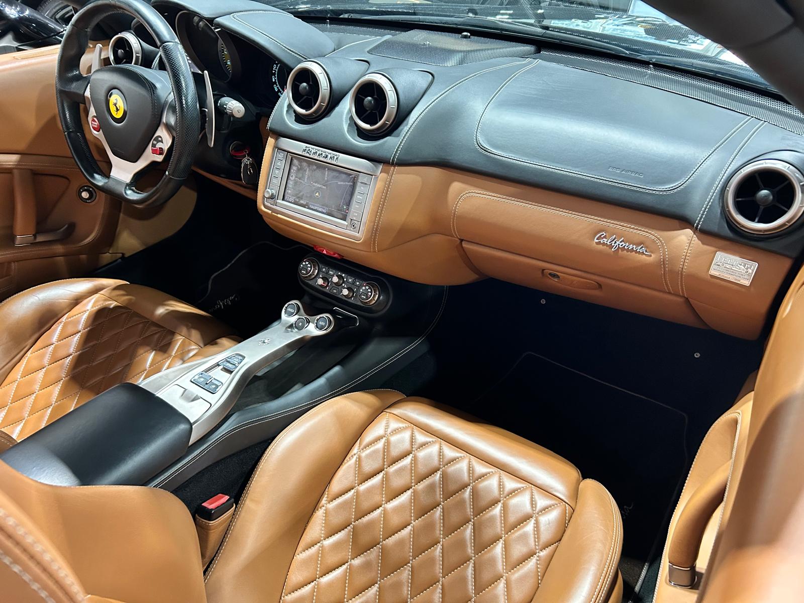 FERRARI California 4.3-image-15