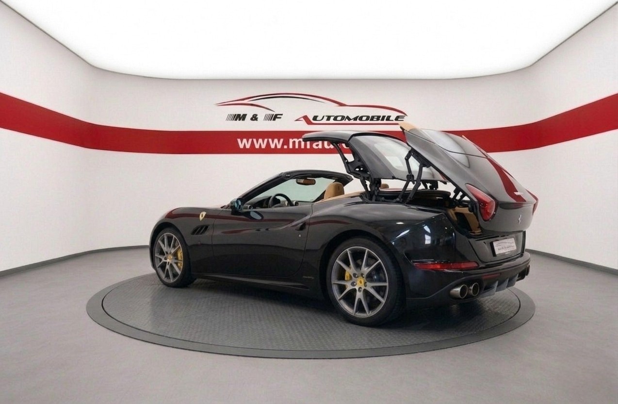 FERRARI California 4.3-image-4