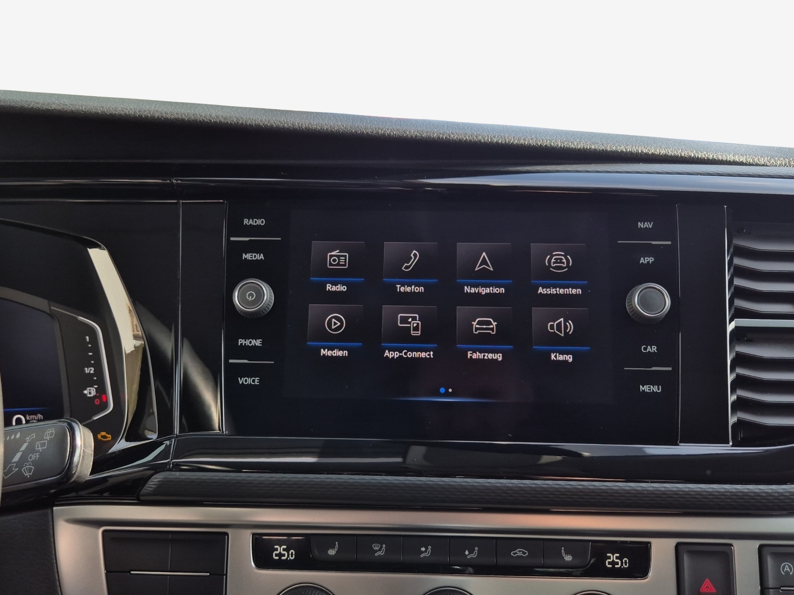 VW T6.1 Multivan 2.0 Bi-TDI Comfortline 4Motion DSG-image-10