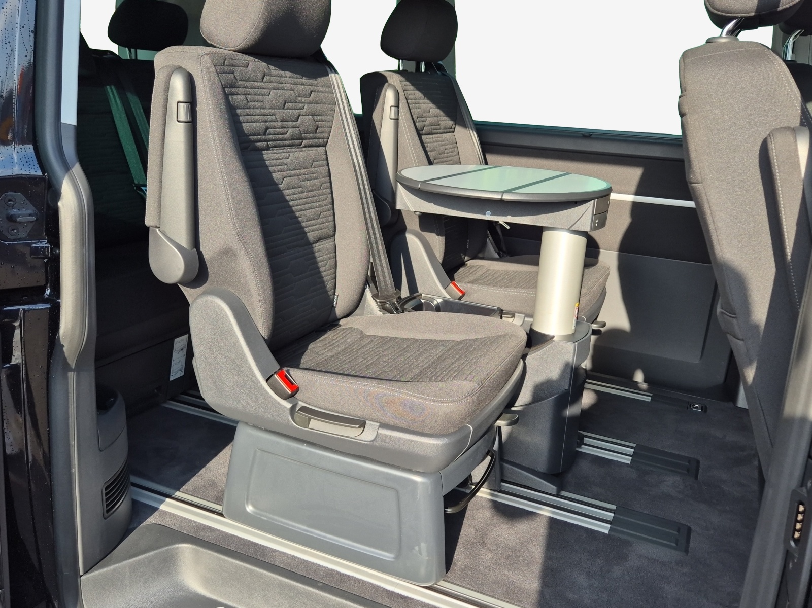 VW T6.1 Multivan 2.0 Bi-TDI Comfortline 4Motion DSG-image-13