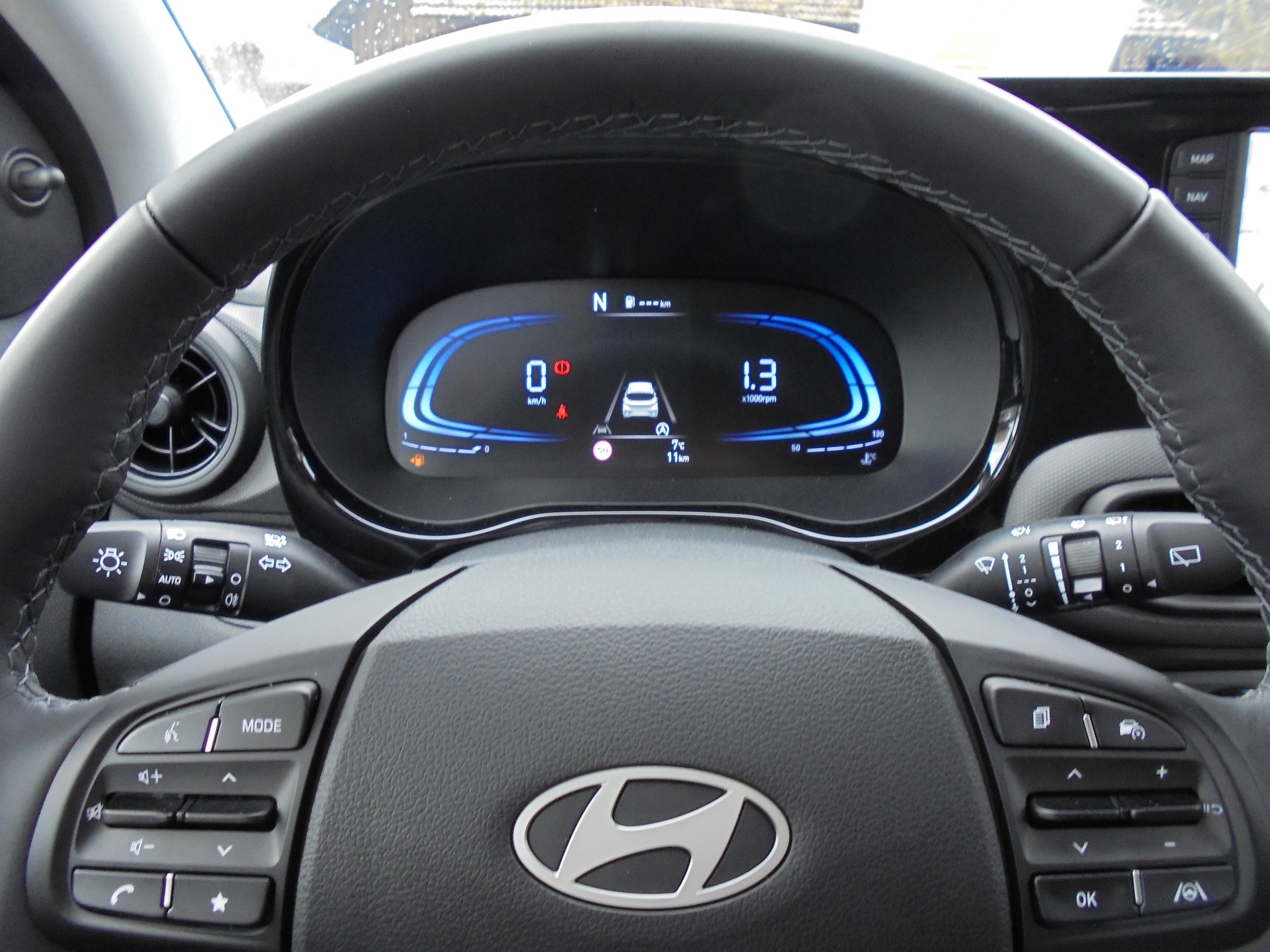 HYUNDAI i10 1.0 Origo Aut.-image-9