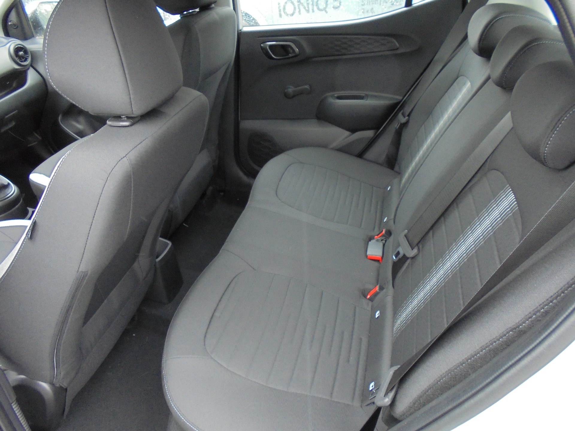HYUNDAI i10 1.0 Origo Aut.-image-11