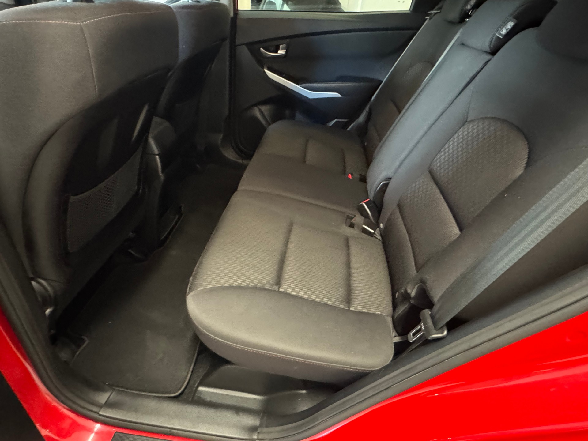 KGM-SsangYong Korando 2.2 e-XDi Sapphire 4WD Automatic-image-11