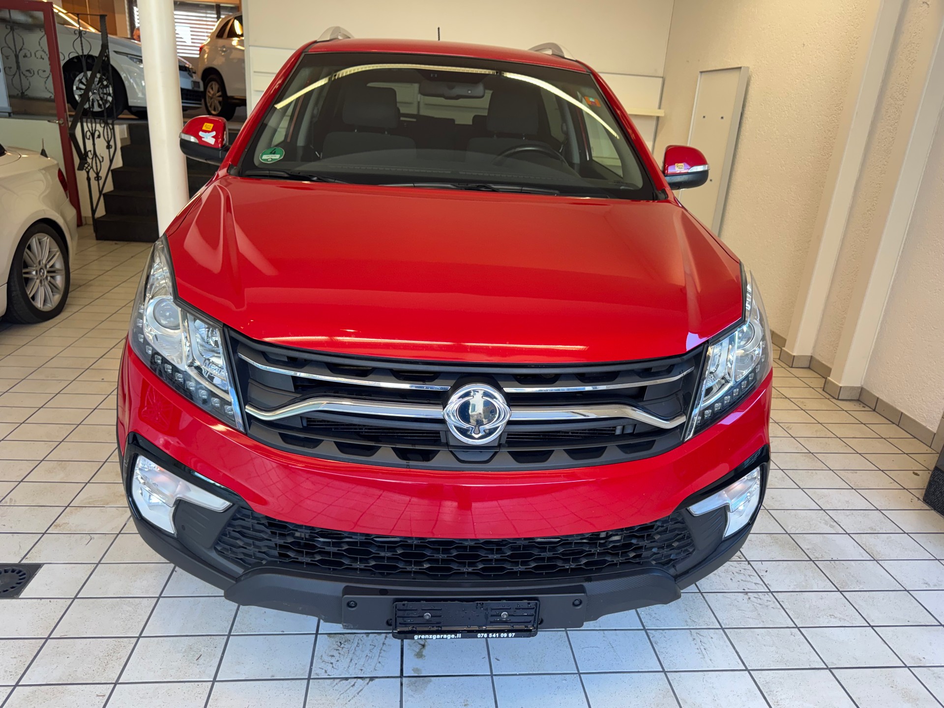 KGM-SsangYong Korando 2.2 e-XDi Sapphire 4WD Automatic-image-0