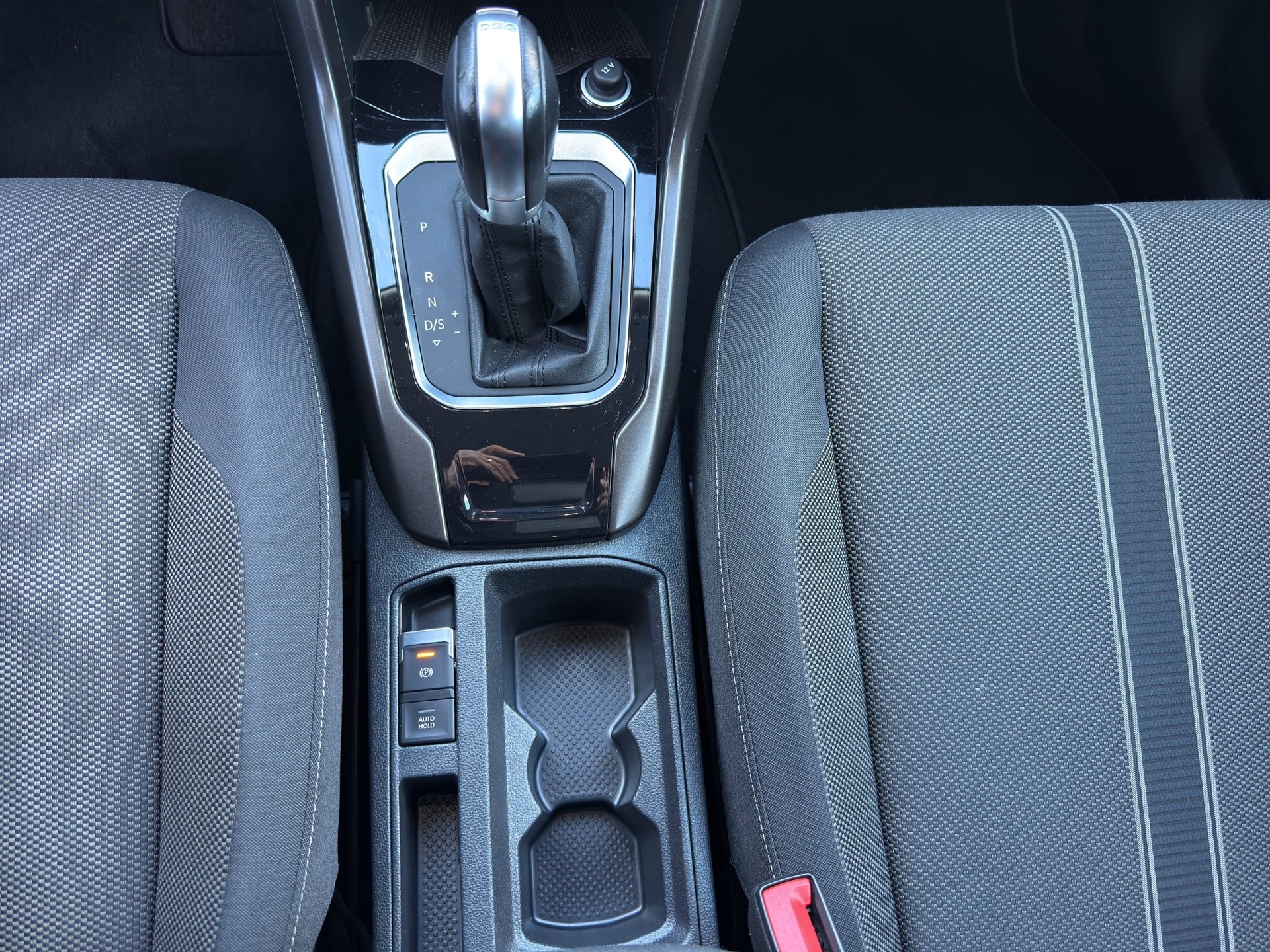 VW T-Roc 1.5 TSI EVO Advance DSG-image-15