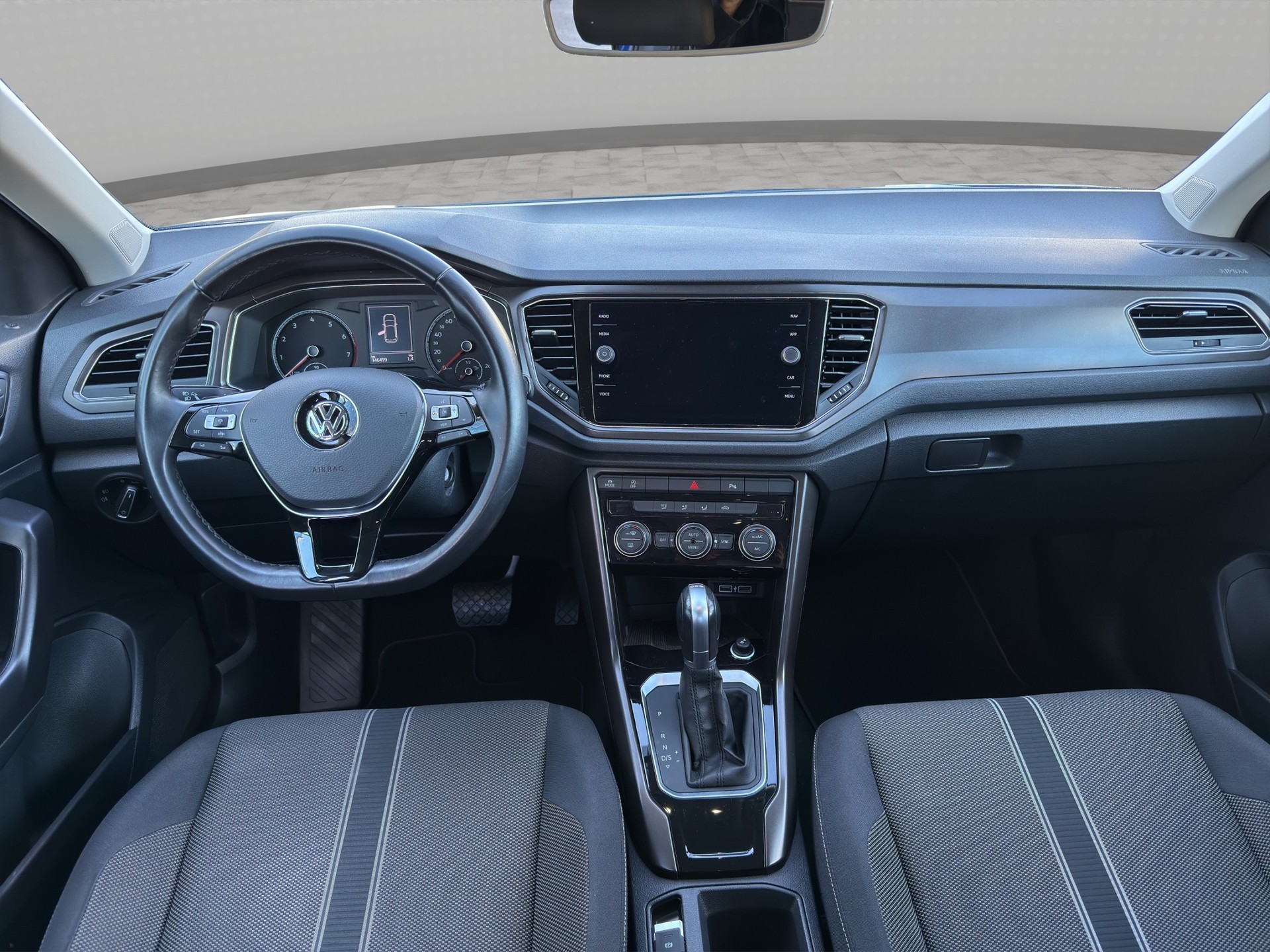 VW T-Roc 1.5 TSI EVO Advance DSG-image-13