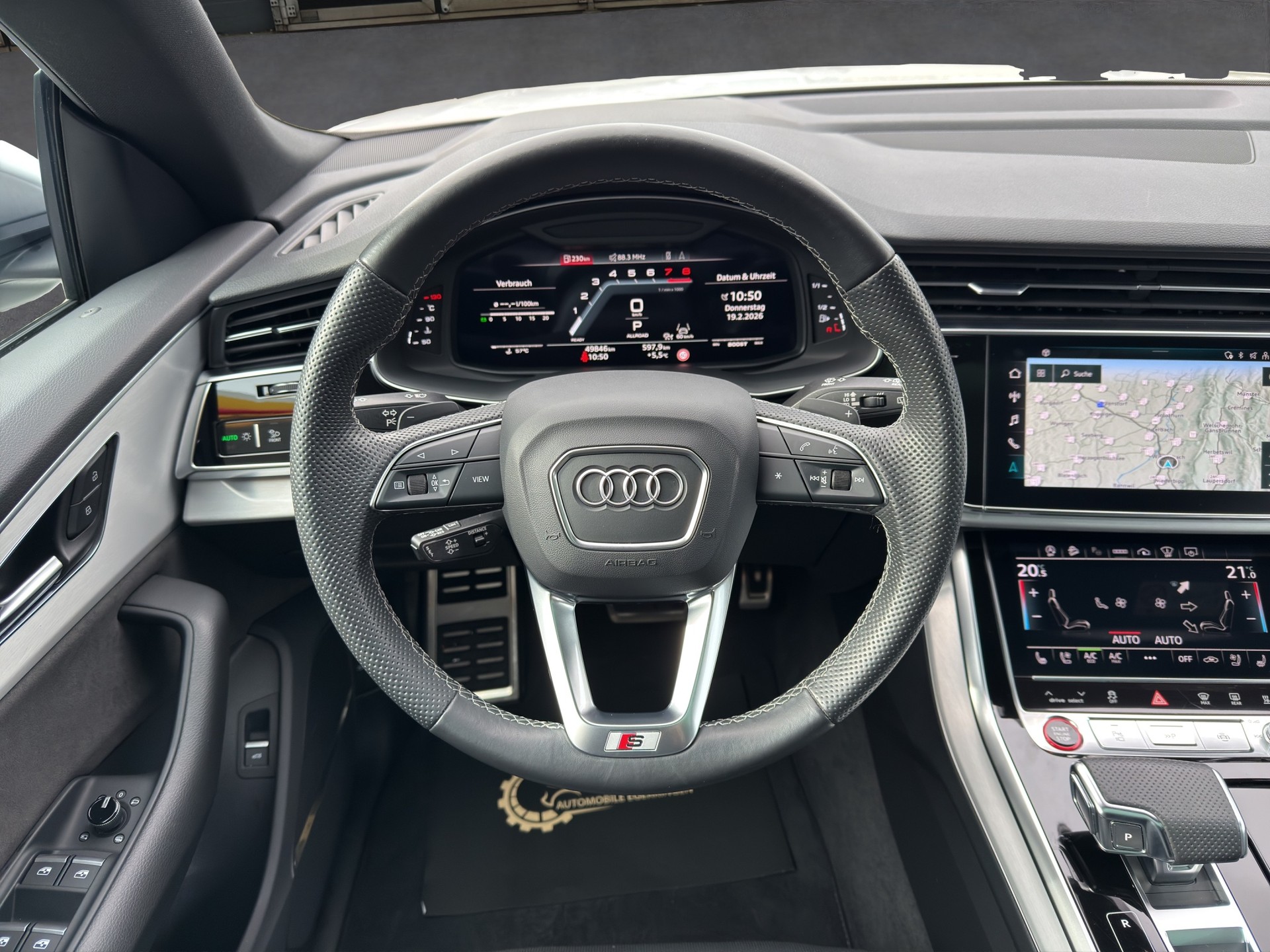 AUDI SQ8 4.0 V8 TFSI quattro T-Tronic-image-11