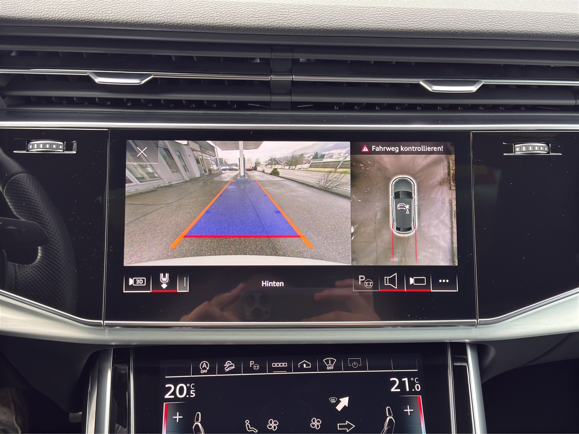 AUDI SQ8 4.0 V8 TFSI quattro T-Tronic-image-16