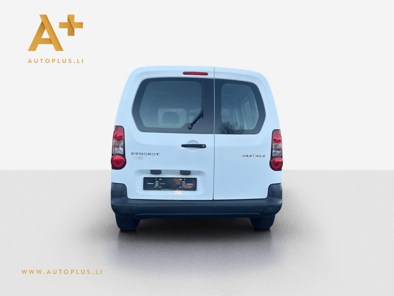 PEUGEOT Partner 1.6 VTi Urban-image-9