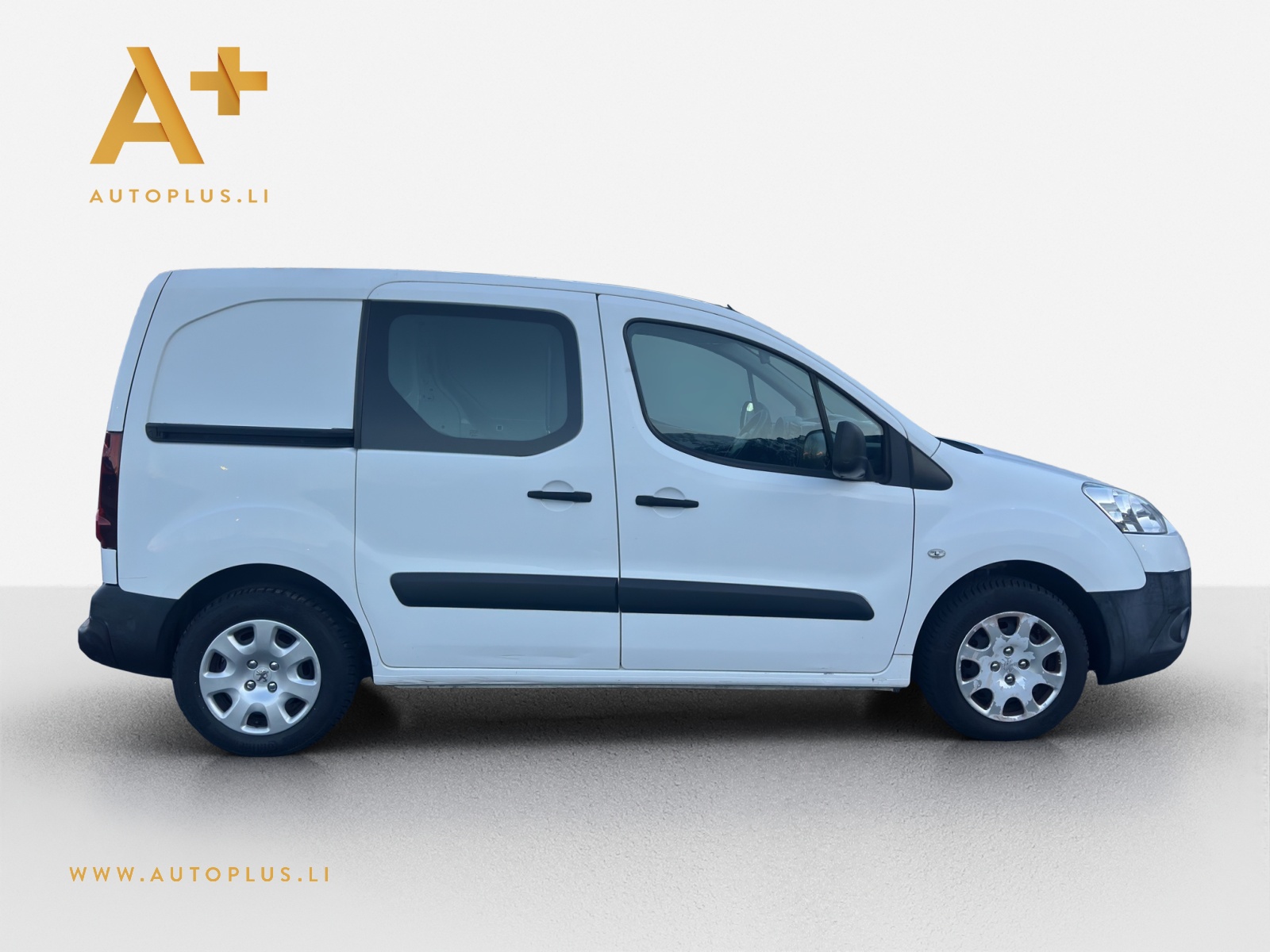 PEUGEOT Partner 1.6 VTi Urban-image-4