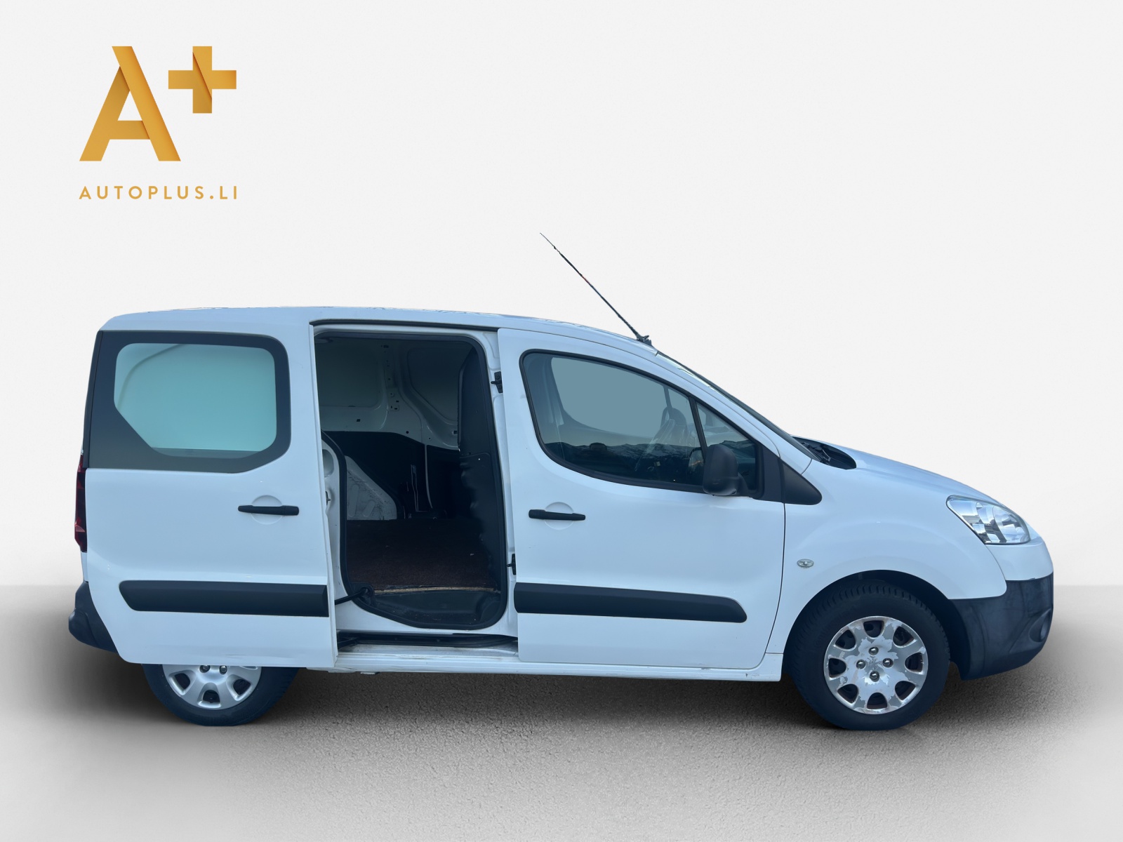 PEUGEOT Partner 1.6 VTi Urban-image-5