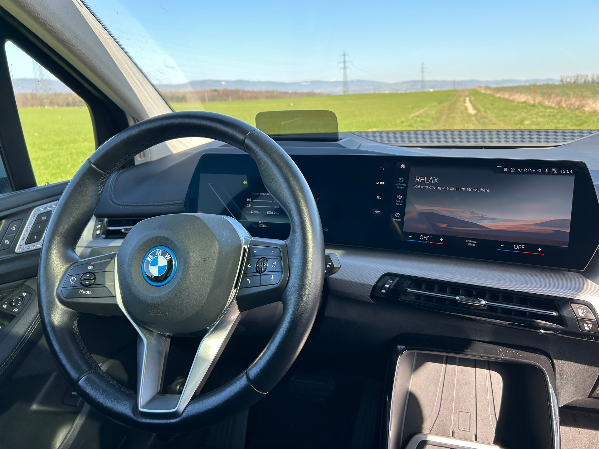 BMW 225e xDrive Active Tourer-image-10