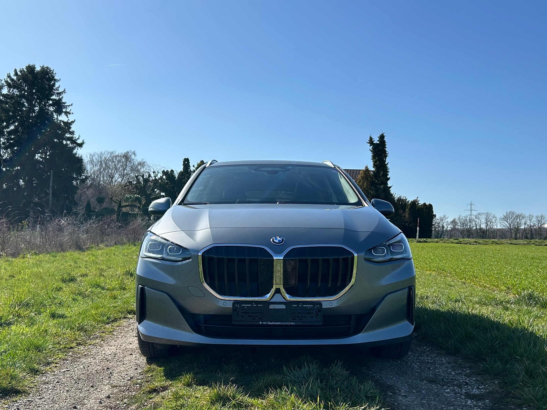 BMW 225e xDrive Active Tourer-image-7