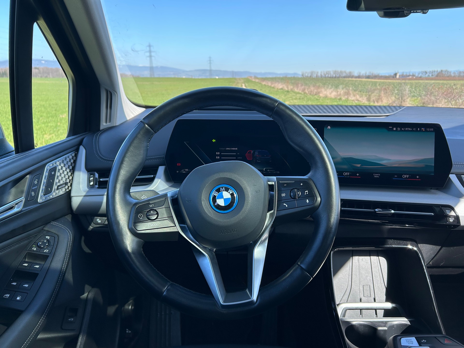 BMW 225e xDrive Active Tourer-image-8