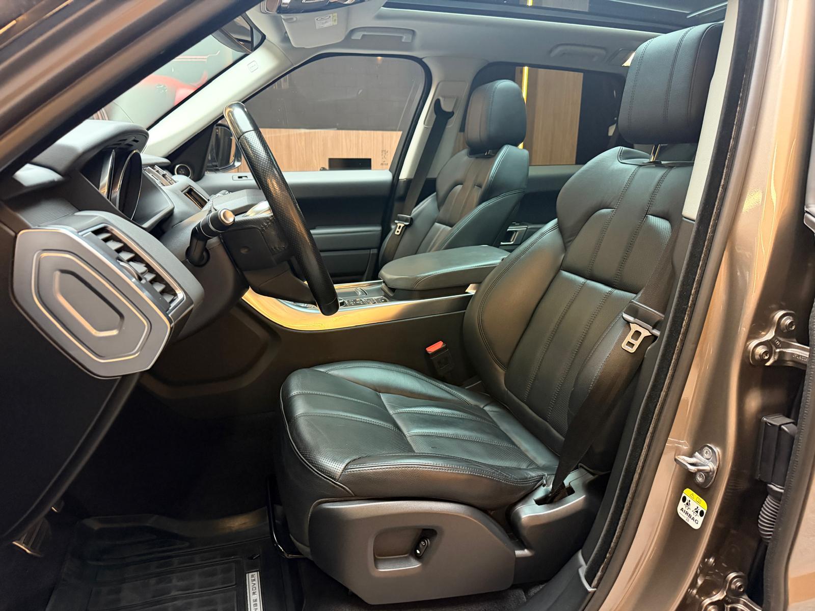 LAND ROVER Range Rover Sport 3.0 TDV6 SE-image-13