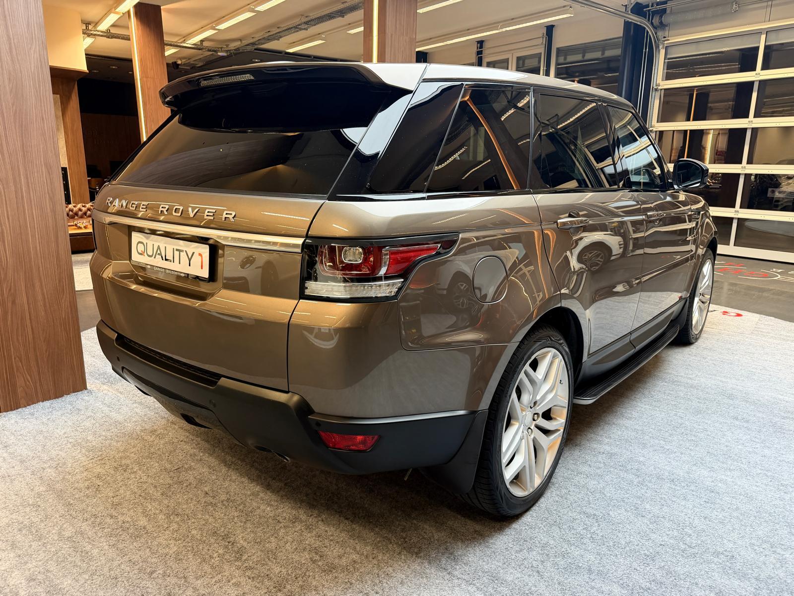 LAND ROVER Range Rover Sport 3.0 TDV6 SE-image-7