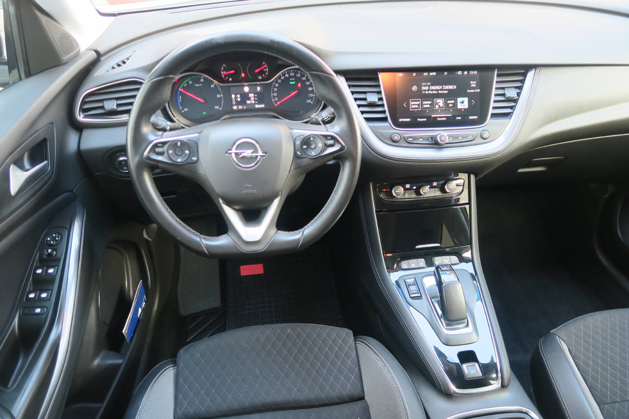 OPEL Grandland X 1.6 T PHEV Excellence 4x4-image-4