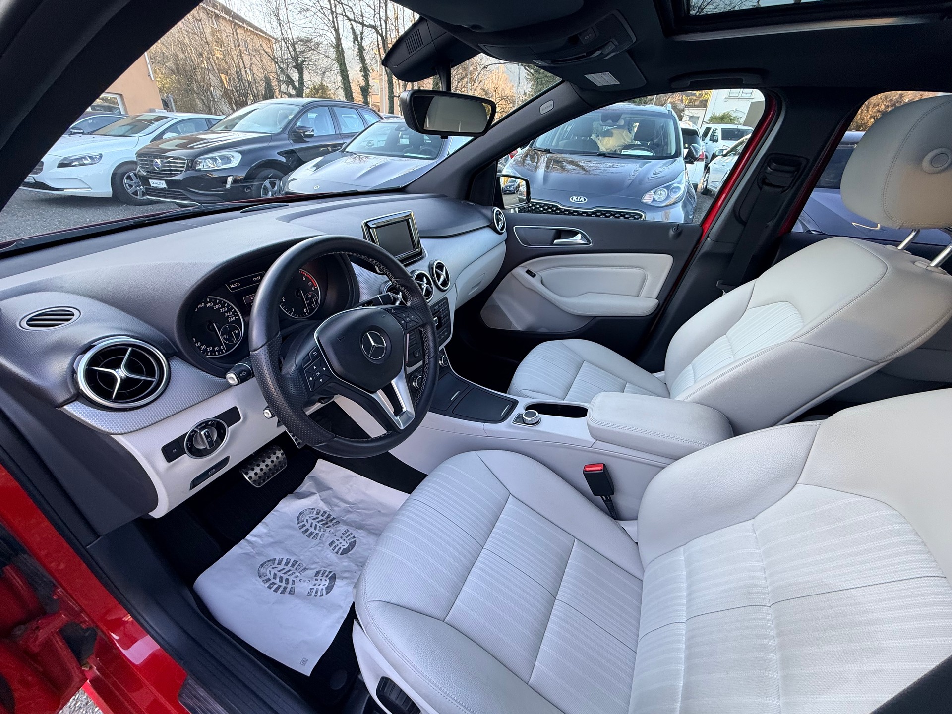 MERCEDES-BENZ B 200 CDI 7G-DCT AMG Line Automat mit MFK und Garantie Anhängerkupplung-image-13